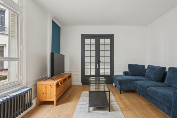 Luxury Apartment for sale in Paris 7ème, 670 000 €, Photo 3