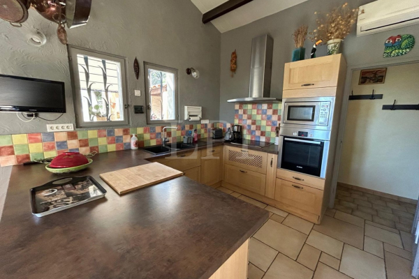 Maison de luxe à vendre à Saint Saturnin les Apt, 750 000 €, Photo 4