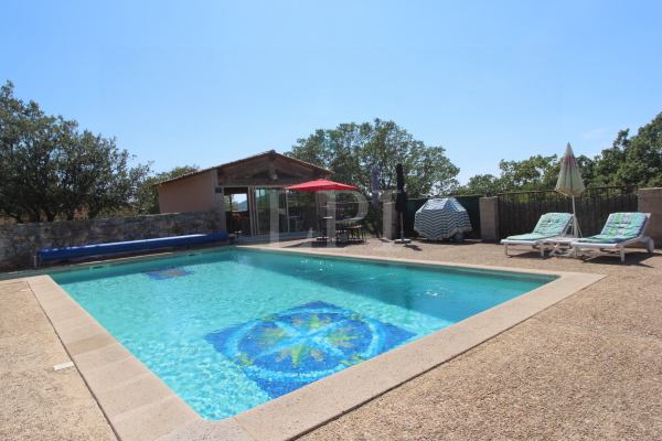 Maison de luxe à vendre à Saint Saturnin les Apt, 758 000 €, Photo 4