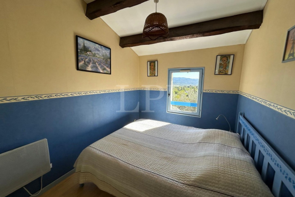 Maison de luxe à vendre à Saint Saturnin les Apt, 750 000 €, Photo 6