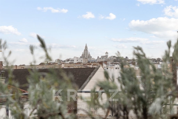 Luxury Apartment for sale in Paris 18Ème, 1 750 000 €, Photo 1