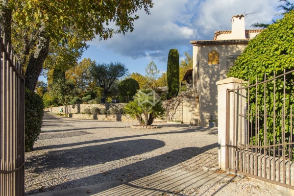 Maison de luxe à vendre à Fayence, 810 000 €, Photo 1