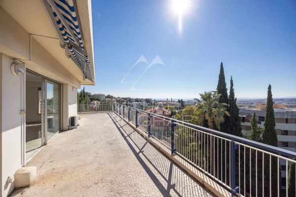 Appartement de luxe à vendre à Nice, 890 000 €, Photo 1