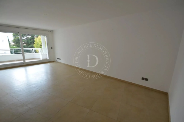 Luxury Apartment for sale in Beaulieu-sur-Mer, 1 090 000 €, Photo 2