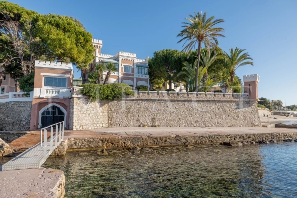 Maison de luxe à vendre à Antibes, 23 320 000 €, Photo 2