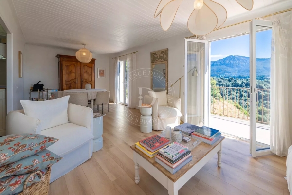 Maison de luxe à vendre à Roquebrune-Cap-Martin, 1 290 000 €, Photo 3