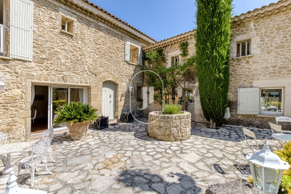 Maison de luxe à vendre à Taillades, 1 595 000 €, Photo 3