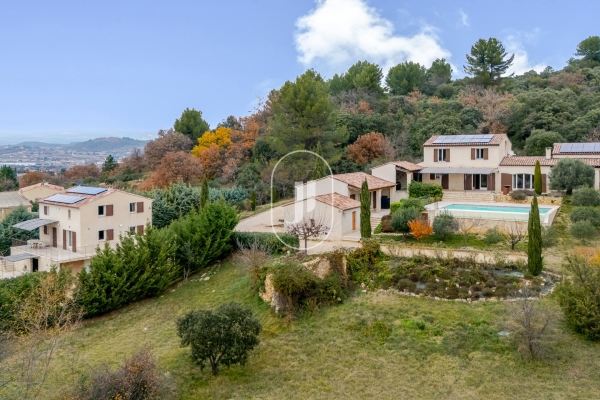 Maison de luxe à vendre à Apt, 2 495 000 €, Photo 1