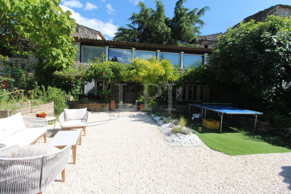 Maison de luxe à vendre à Saint-Martin-de-Castillon, 955 000 €, Photo 3