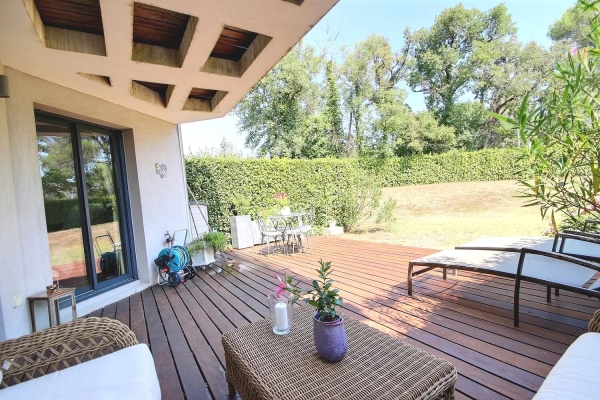 Maison de luxe à vendre à Valbonne, 650 000 €, Photo 2