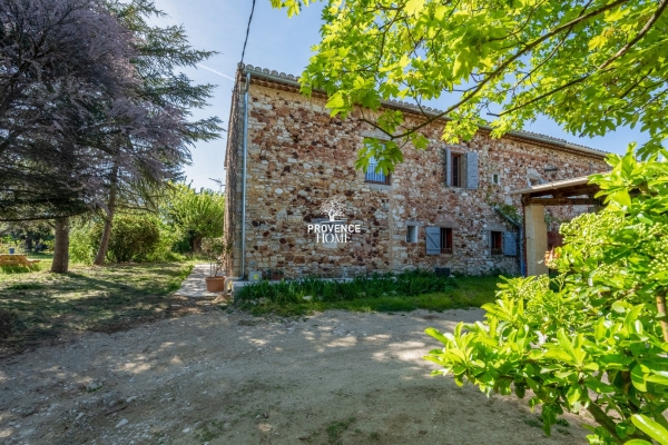 Maison de luxe à vendre à Roussillon, 650 000 €, Photo 1