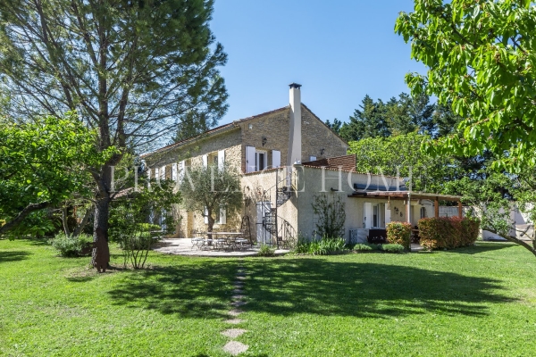 Maison de luxe à vendre à L Isle-sur-La-Sorgue, 1 390 000 €, Photo 1