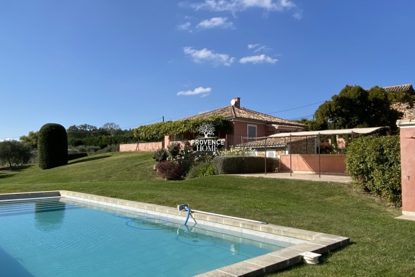 Maison de luxe à vendre à Roussillon, 800 000 €, Photo 1