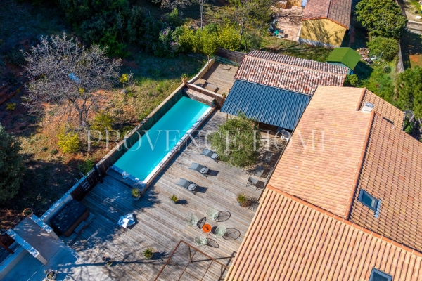 Maison de luxe à vendre à Roussillon, 790 000 €, Photo 1