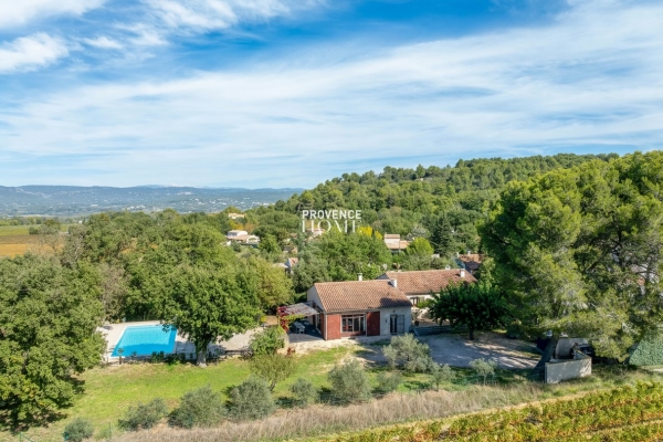 Luxury House for sale in Oppède, 975 000 €, Photo 1