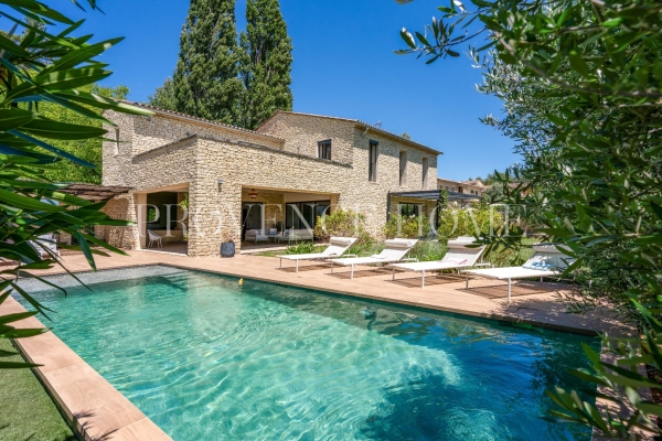 Luxury House for sale in Gordes, 1 590 000 €, Photo 1