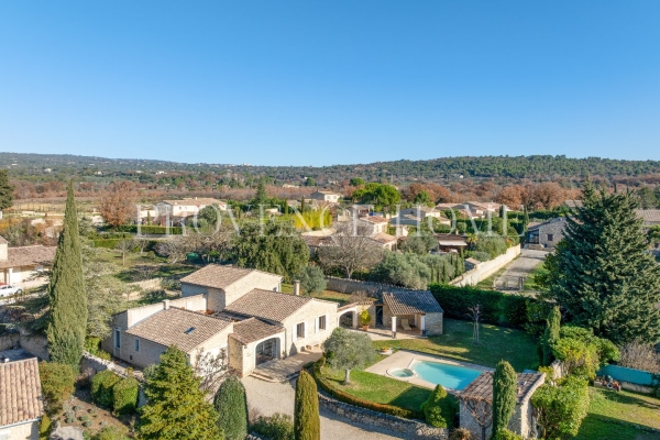 Luxury House for sale in Gordes, 1 320 000 €, Photo 1