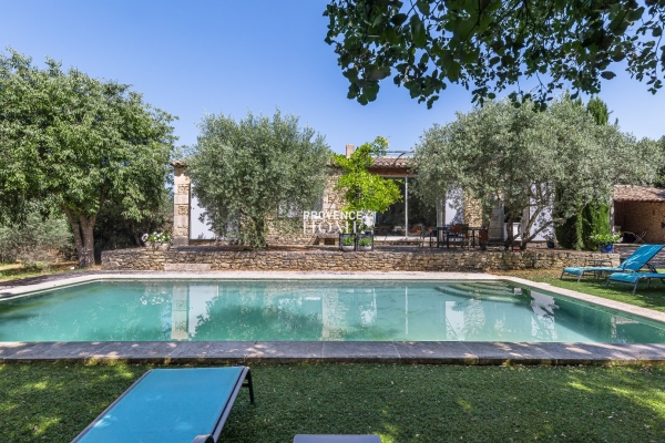 Luxury House for sale in Gordes, 780 000 €, Photo 2
