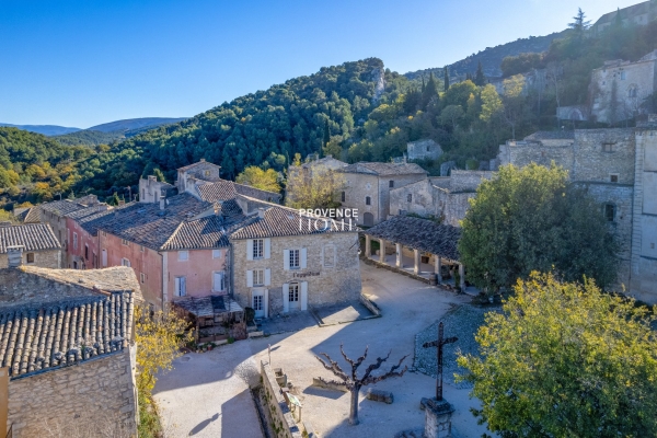 Maison de luxe à vendre à Oppède, 1 120 000 €, Photo 2