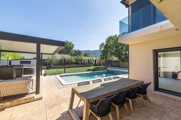 Maison de luxe à vendre à Oppède, 698 000 €, Photo 2