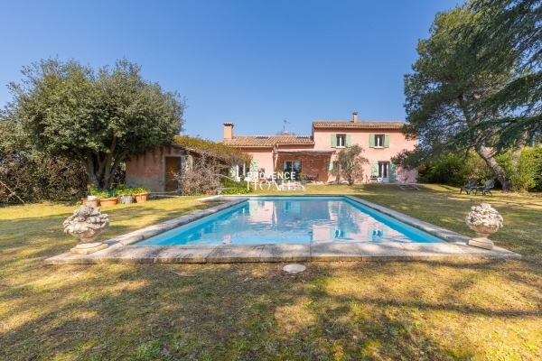 Maison de luxe à vendre à Taillades, 699 000 €, Photo 2