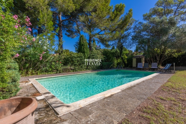 Luxury House for sale in L Isle-sur-La-Sorgue, 785 000 €, Photo 2