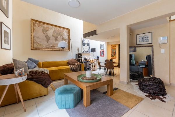 Appartement de luxe à vendre à Apt, 384 000 €, Photo 3