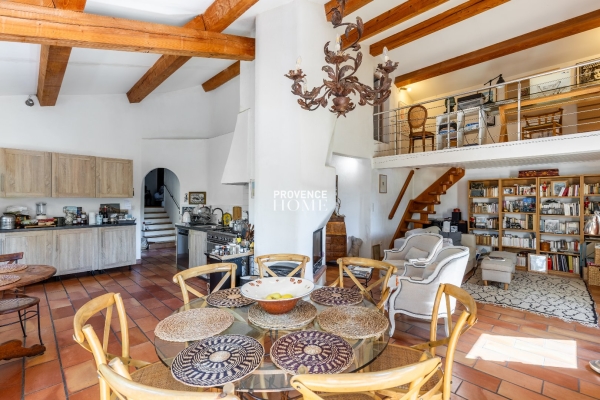 Luxury House for sale in L Isle-sur-La-Sorgue, 785 000 €, Photo 3