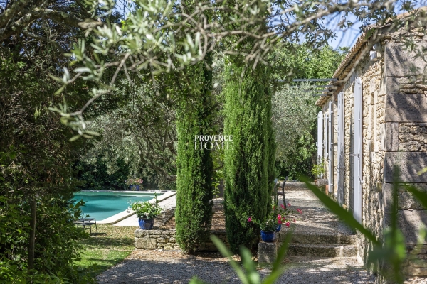 Luxury House for sale in Gordes, 780 000 €, Photo 4