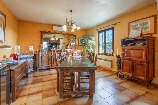 Luxury House for sale in Cabrières-d'Avignon, 530 000 €, Photo 4