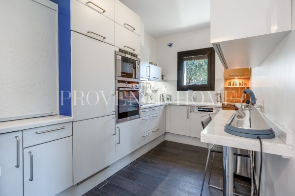 Maison de luxe à vendre à Gordes, 1 320 000 €, Photo 4