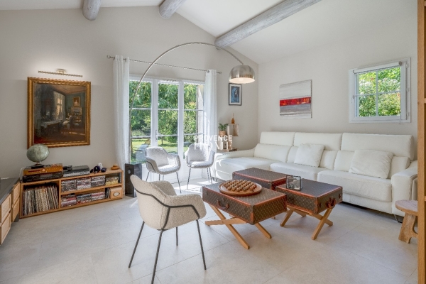 Luxury House for sale in Saumane-de-Vaucluse, 1 070 000 €, Photo 4