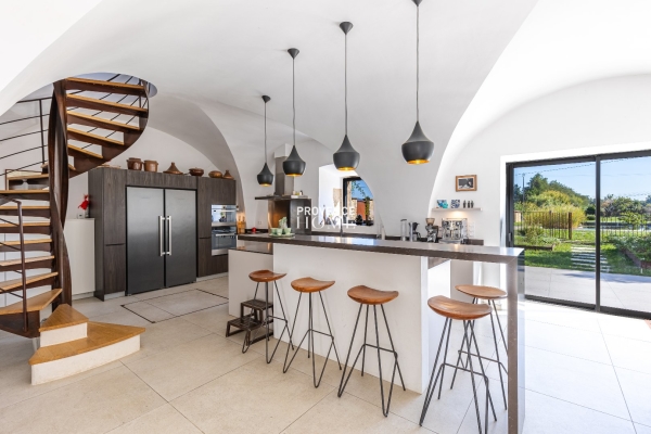 Maison de luxe à vendre à Robion, 1 278 000 €, Photo 5