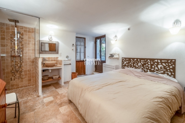 Luxury House for sale in Saint Saturnin les Apt, 330 000 €, Photo 6