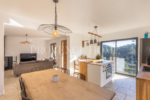 Maison de luxe à vendre à Taillades, 420 000 €, Photo 6