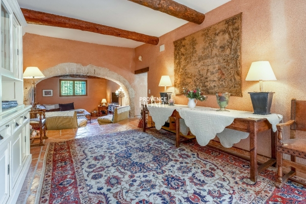 Maison de luxe à vendre à Robion, 680 000 €, Photo 6
