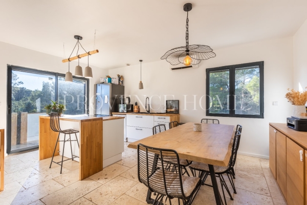 Maison de luxe à vendre à Taillades, 420 000 €, Photo 7