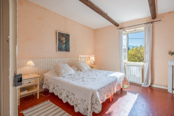 Maison de luxe à vendre à Robion, 680 000 €, Photo 7