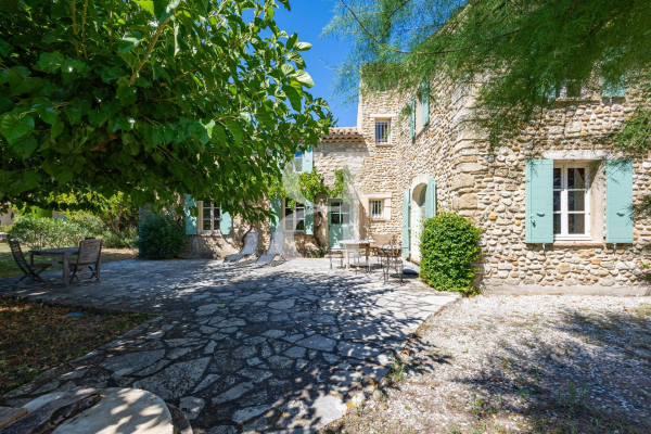 Luxury House for sale in Visan, 680 000 €, Photo 1