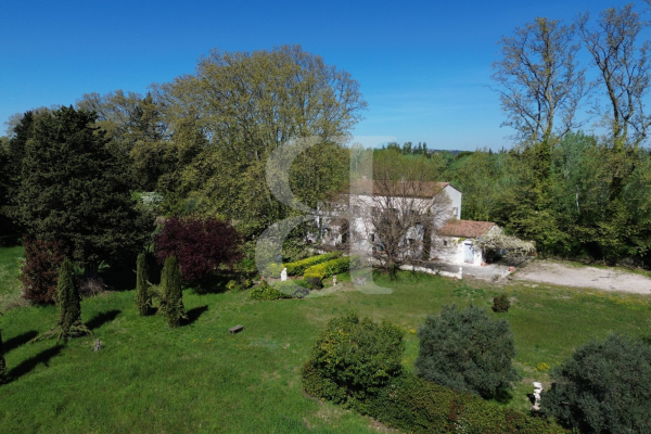Maison de luxe à vendre à Caumont-sur-Durance, 795 000 €, Photo 1