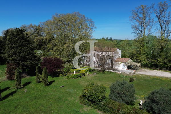 Luxury House for sale in Caumont-sur-Durance, 795 000 €, Photo 1