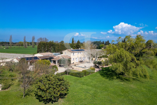 Maison de luxe à vendre à Pernes-les-Fontaines, 895 000 €, Photo 1