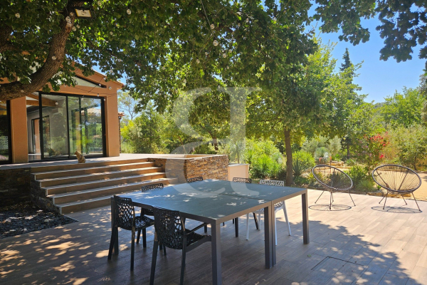 Maison de luxe à vendre à Uchaux, 1 490 000 €, Photo 1