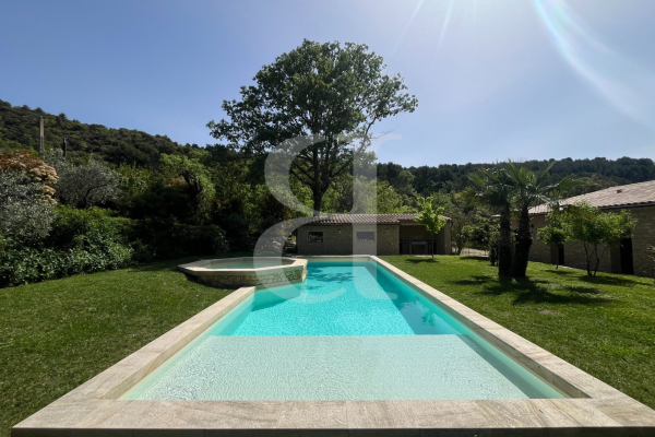 Luxury House for sale in L Isle-sur-La-Sorgue, 1 385 000 €, Photo 1