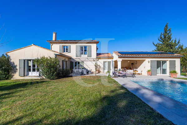 Maison de luxe à vendre à L Isle-sur-La-Sorgue, 1 070 000 €, Photo 1