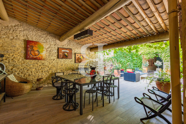 Luxury House for sale in L Isle-sur-La-Sorgue, 850 000 €, Photo 2