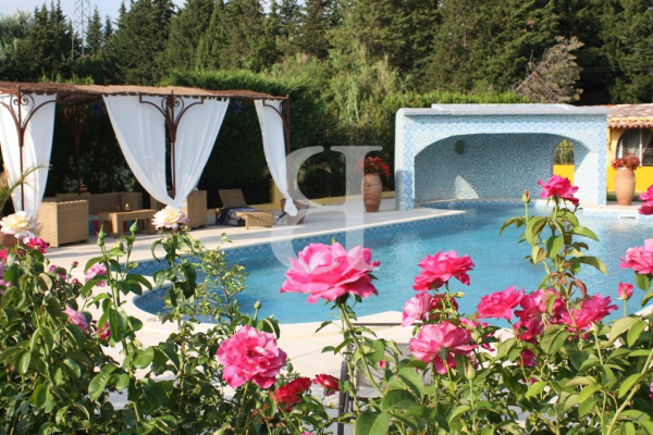 Maison de luxe à vendre à Carpentras, 1 064 000 €, Photo 2
