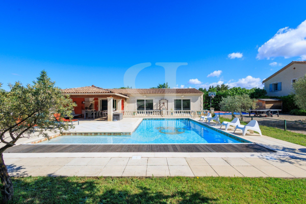 Maison de luxe à vendre à Pernes-les-Fontaines, 999 000 €, Photo 2