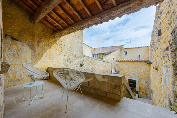 Maison de luxe à vendre à Grignan, 570 000 €, Photo 2