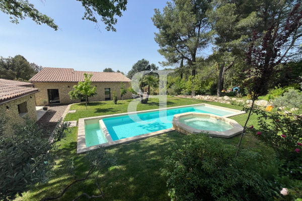 Maison de luxe à vendre à L Isle-sur-La-Sorgue, 1 295 000 €, Photo 2